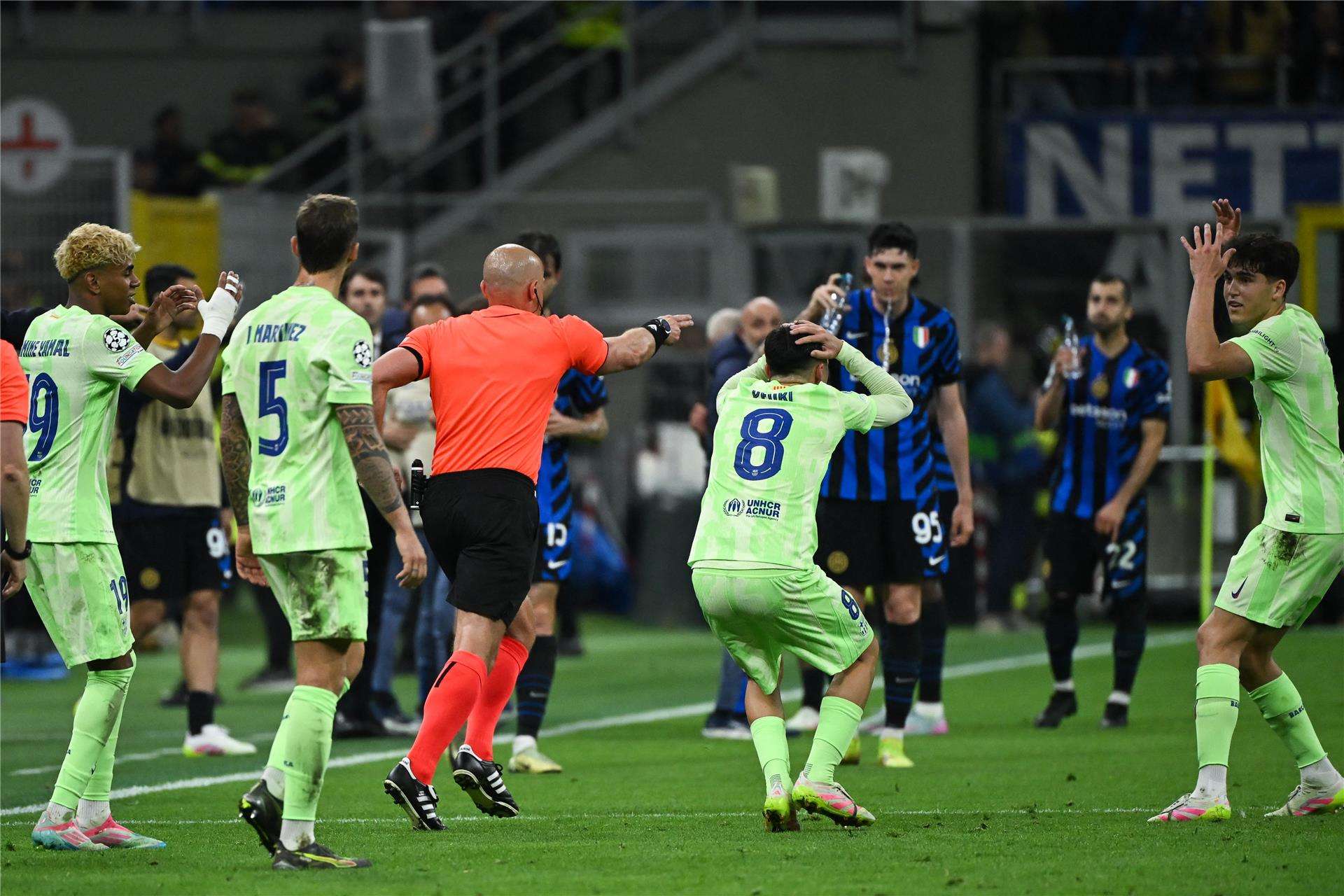 من المباراة