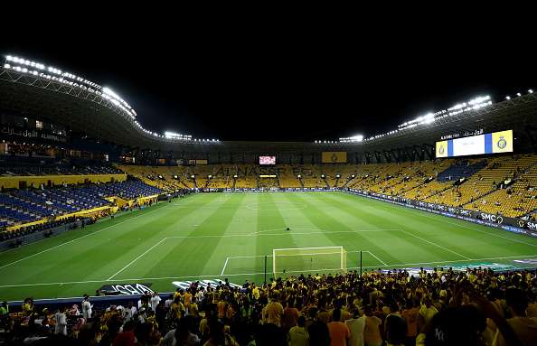 من ملعب اللقاء