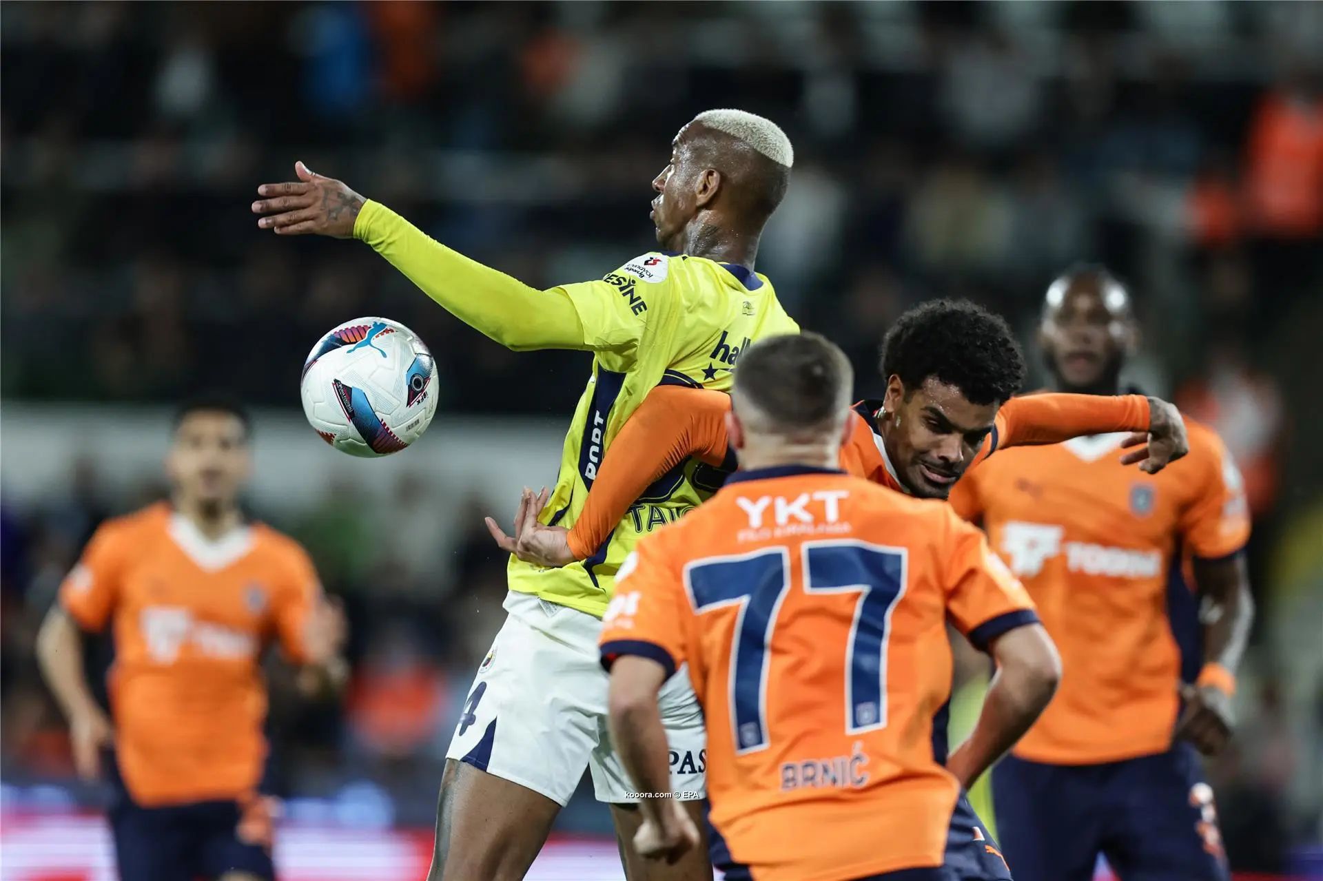 ?i=epa%2fsoccer%2f2025-05%2f2025-05-09%2f2025-05-09-12087429_epa