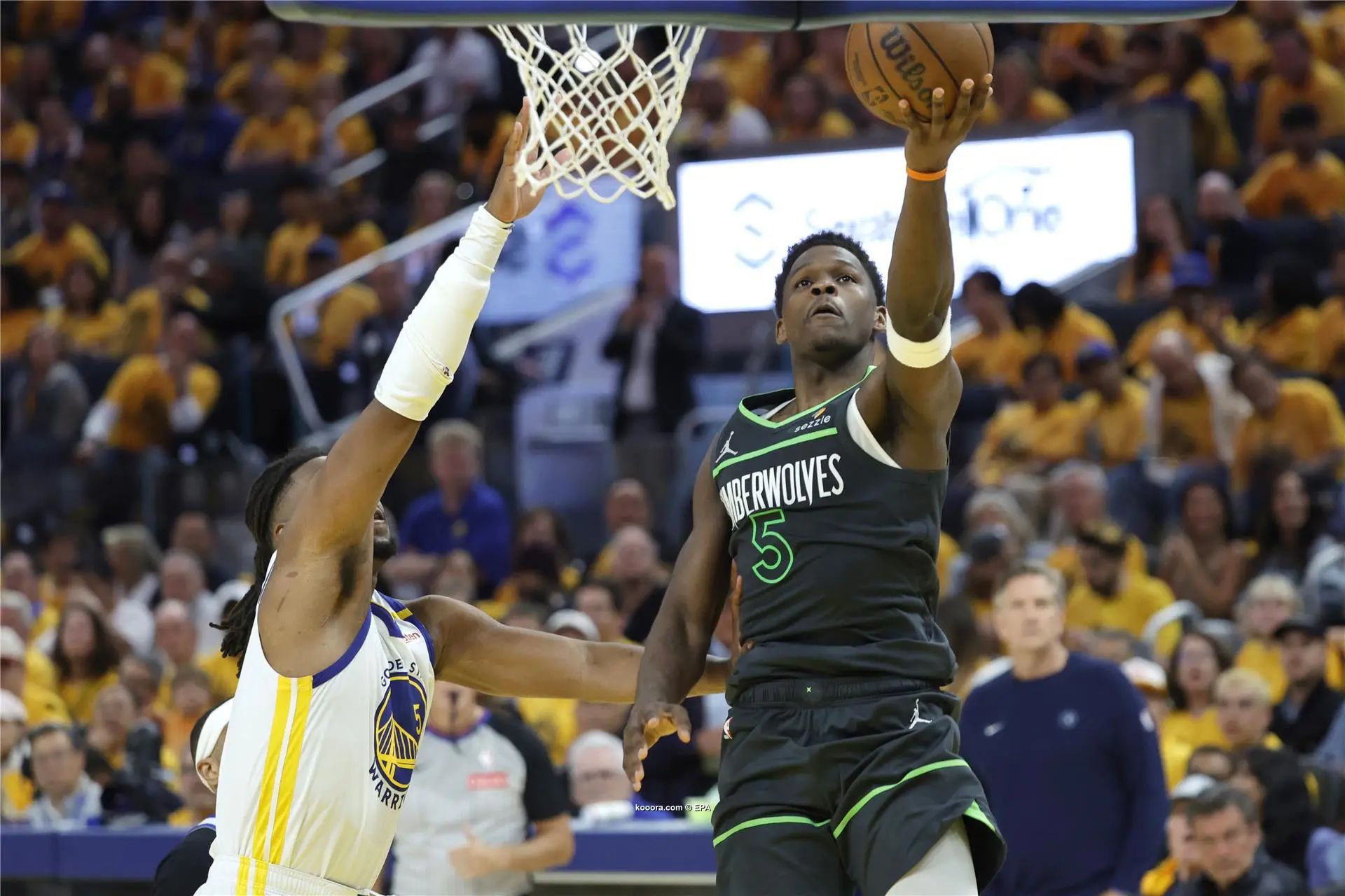 ?i=epa%2fbasketball%2f2025-05%2f2025-05-11-12090112_epa