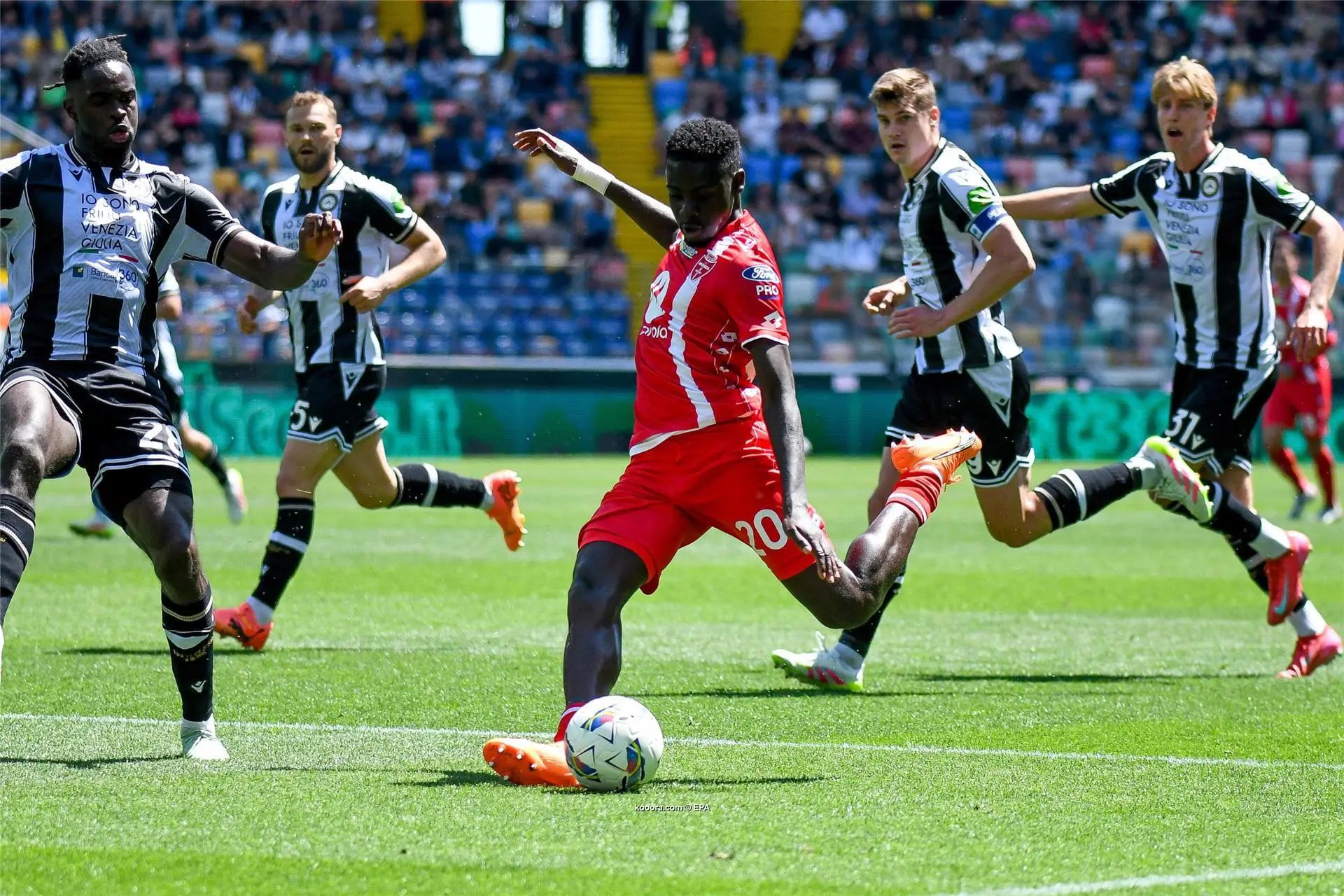 ?i=epa%2fsoccer%2f2025-05%2f2025-05-11%2f2025-05-11-12090737_epa