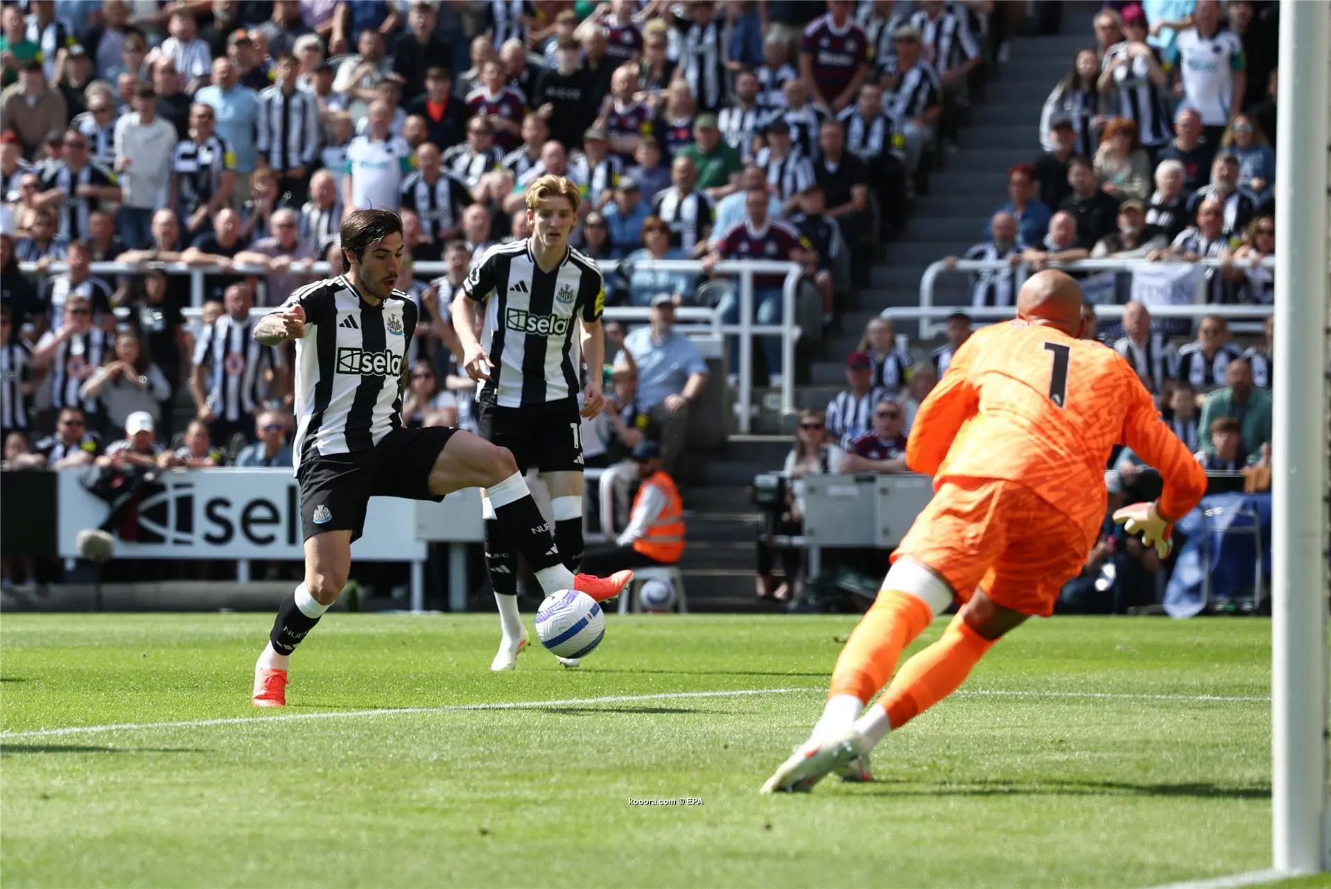 ?i=epa%2fsoccer%2f2025-05%2f2025-05-11%2f2025-05-11-12090498_epa