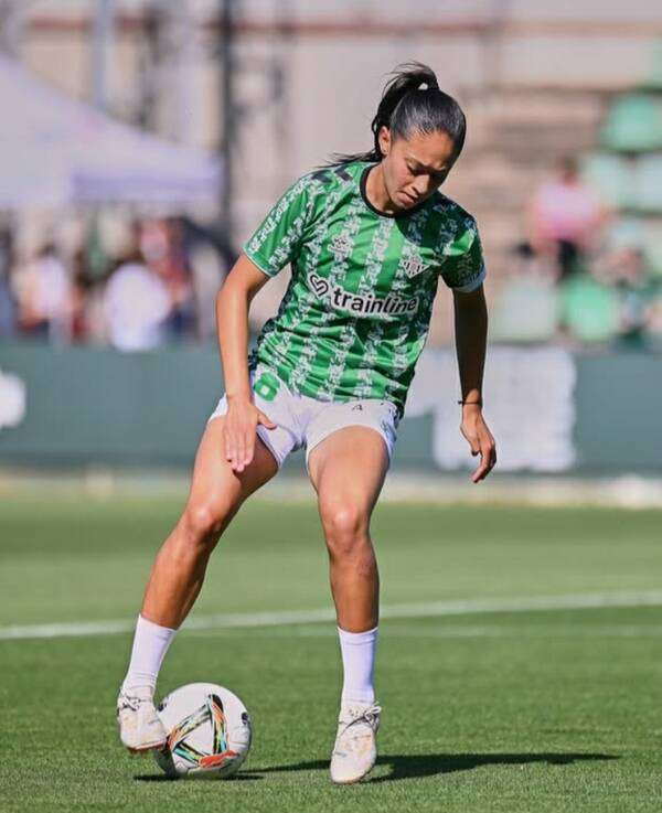 ياسمين زهير