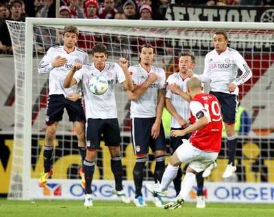 2011-11-27-00000103017268