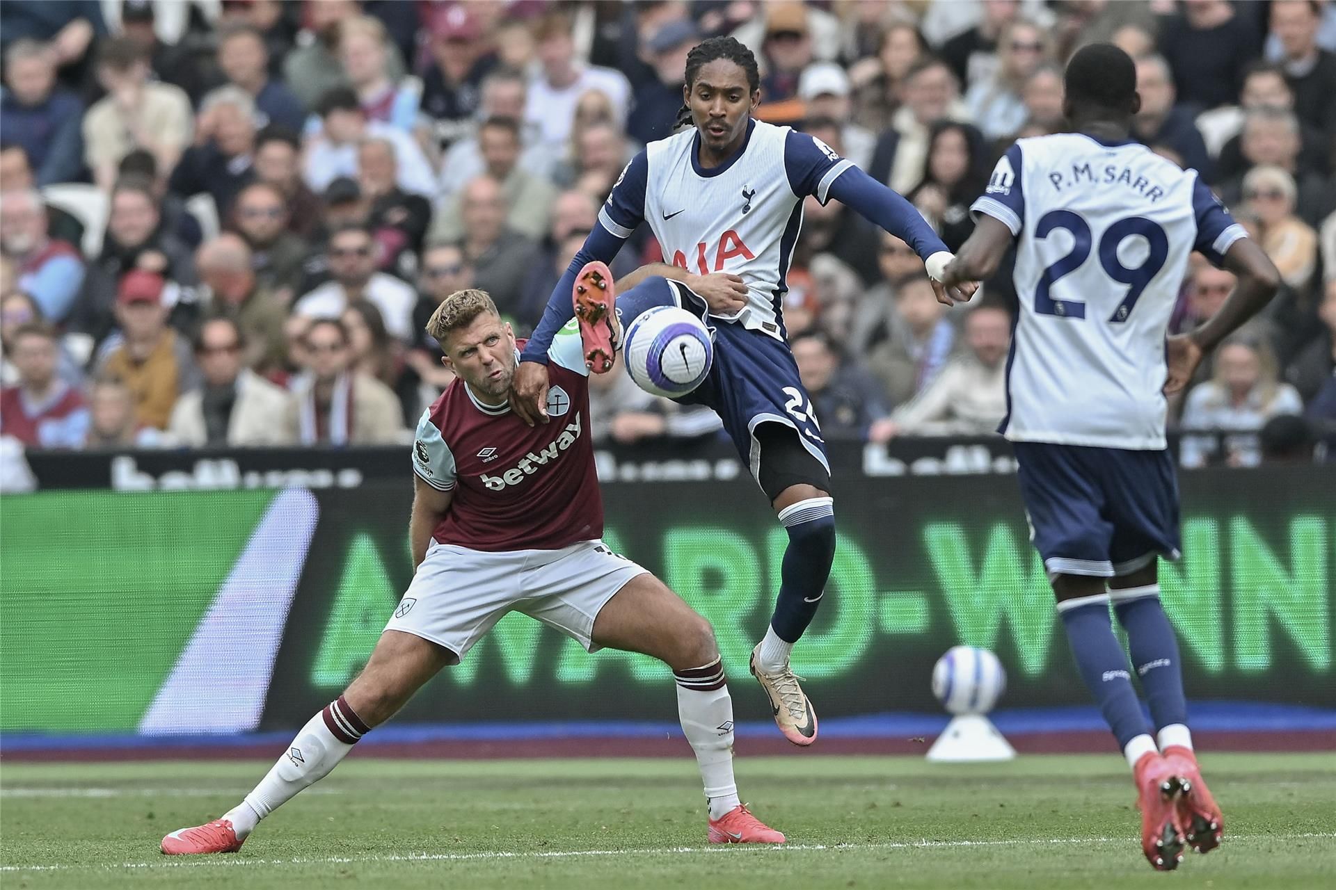 نيكلاس فولكروج