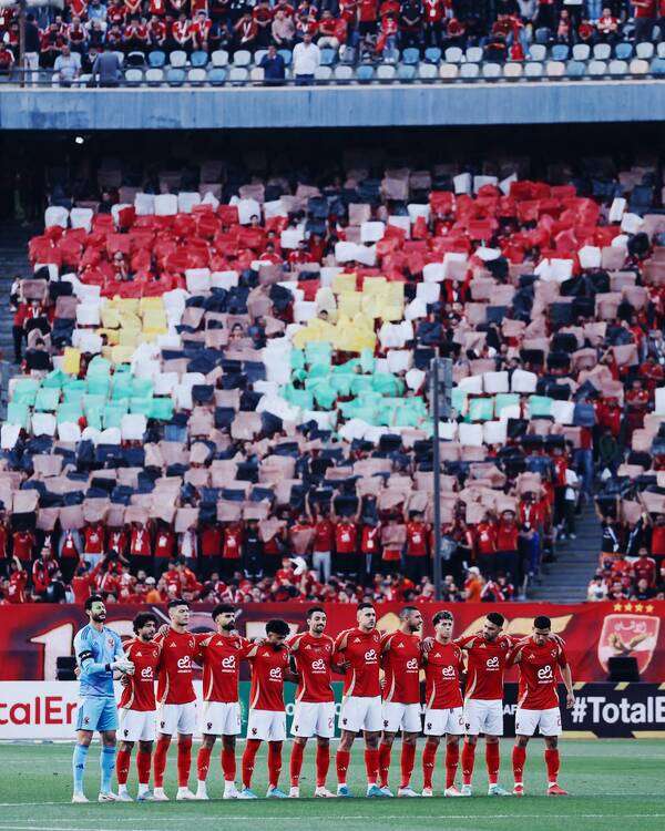 لاعبو الأهلي