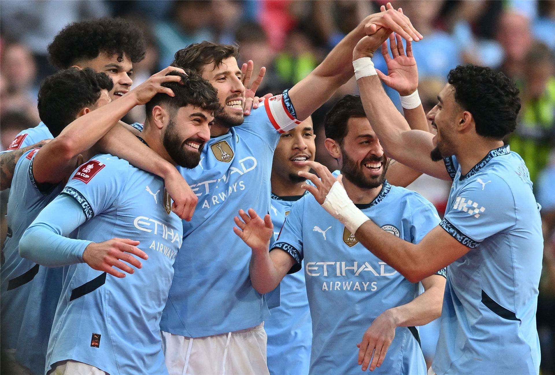 لاعبو مانشستر سيتي