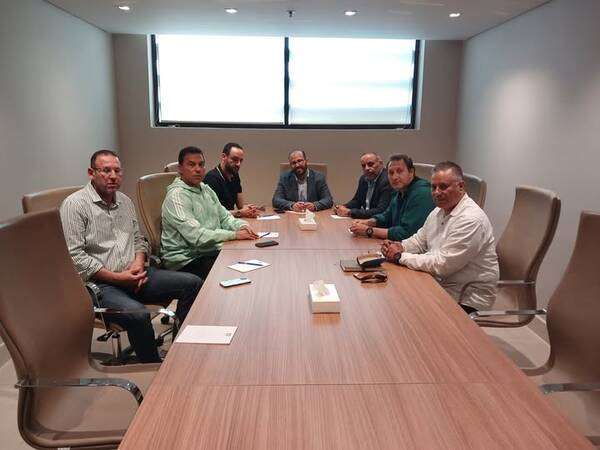 من الاجتماع