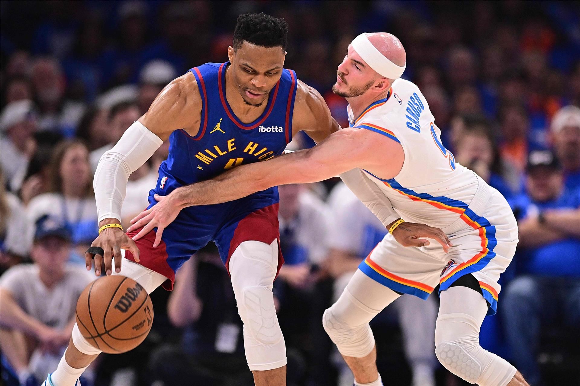 من مباراة أوكلاهوما سيتي ثاندر ودنفر ناجتس