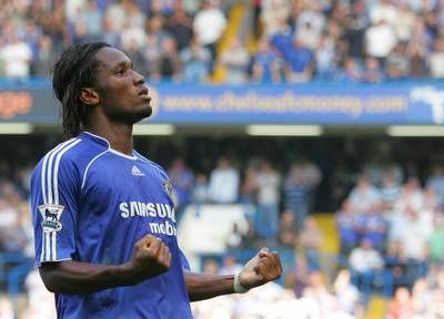 دروجبا يقود تشيلسي للفوز على ليفربول 