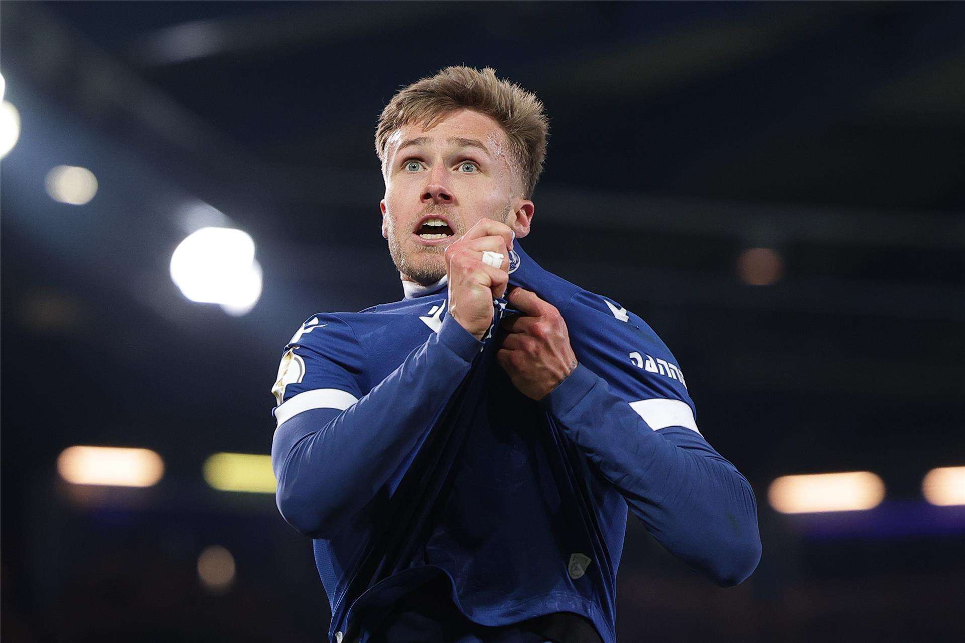 جويل جرودوفسكي لاعب بيليفيلد