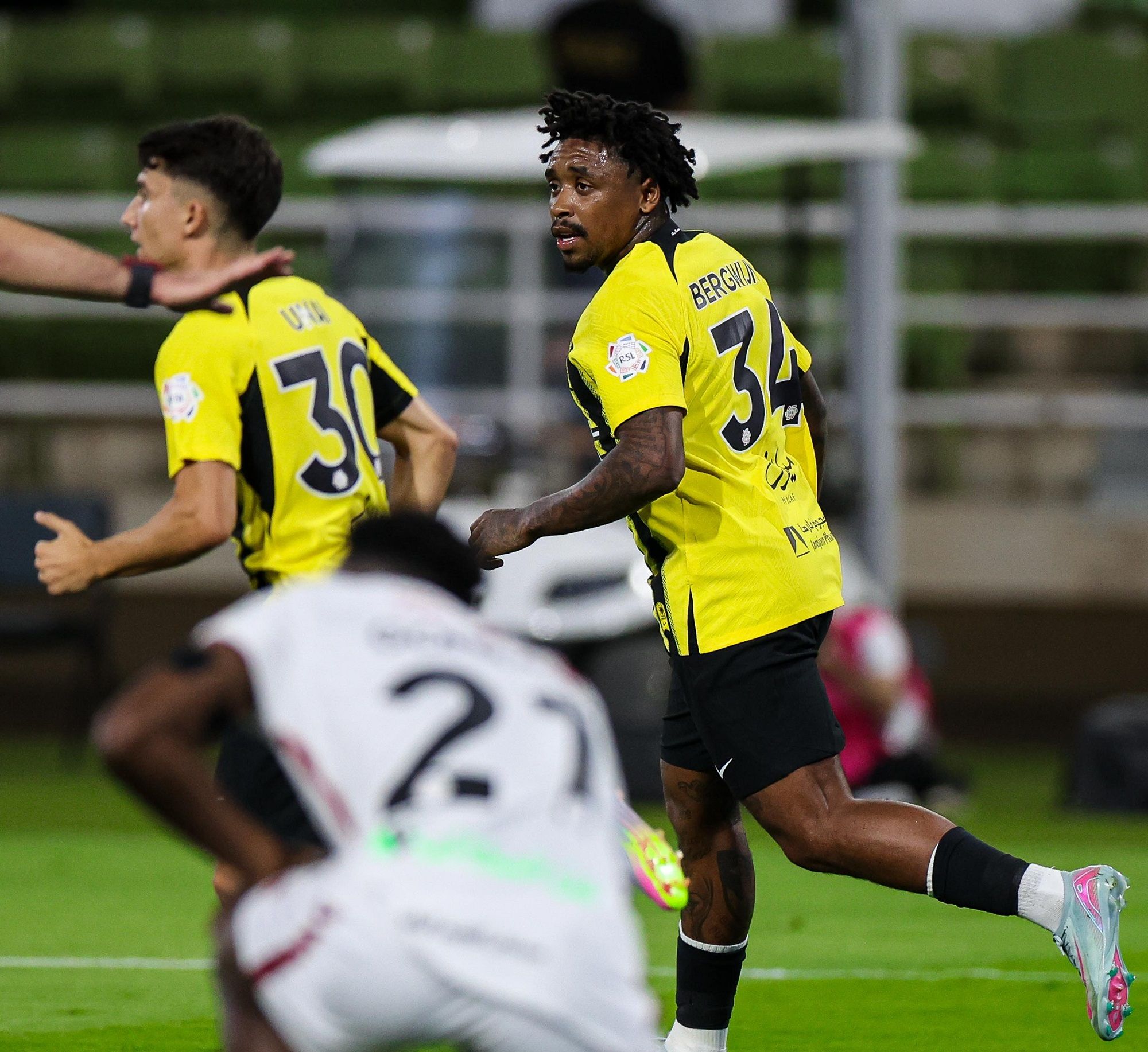 لاعبو الاتحاد