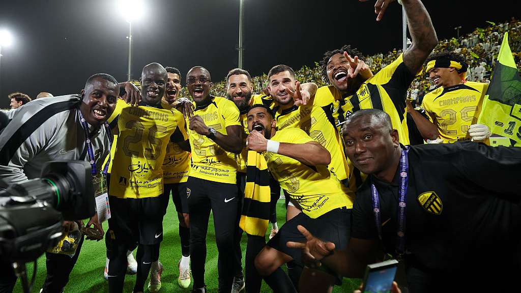 لاعبو اتحاد جدة