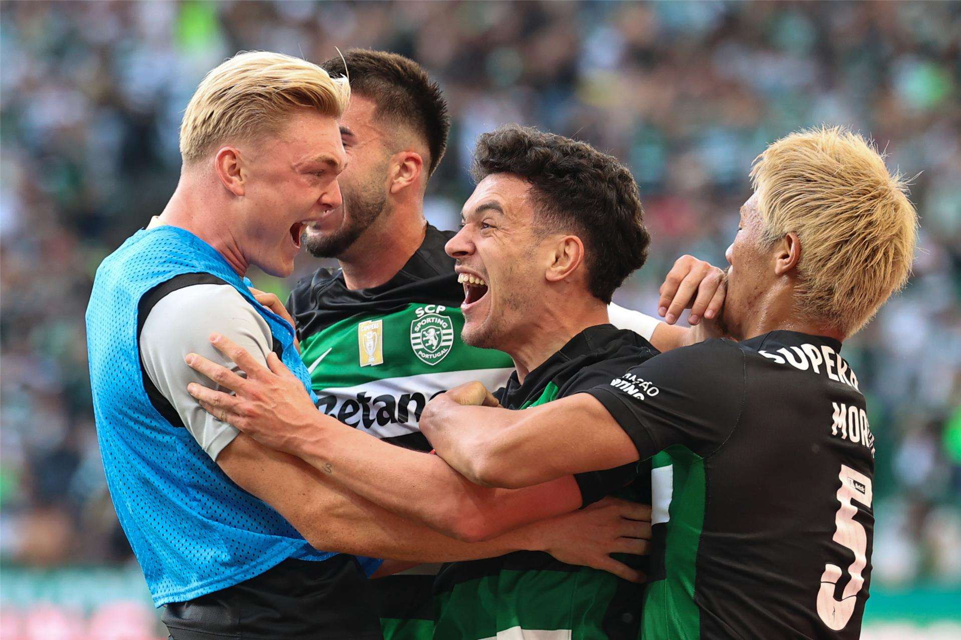 فرحة لاعبي سبورتنج لشبونة