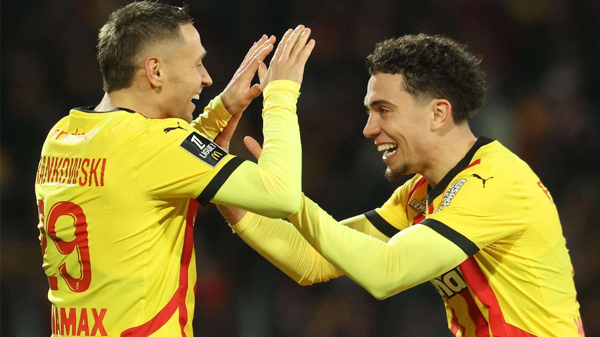 نائل العيناوي