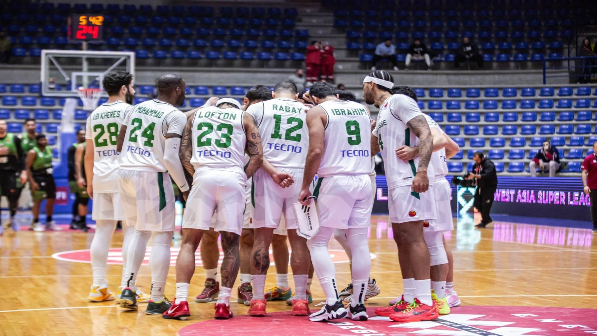 لاعبو الحكمة