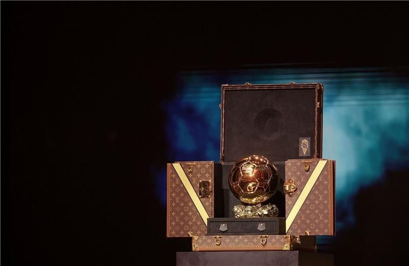 الكرة الذهبية