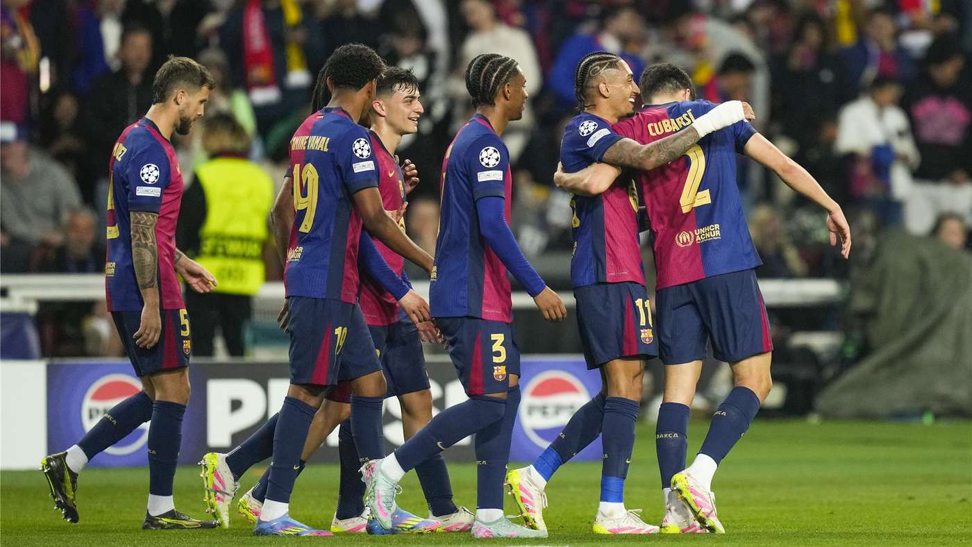 لاعبو برشلونة
