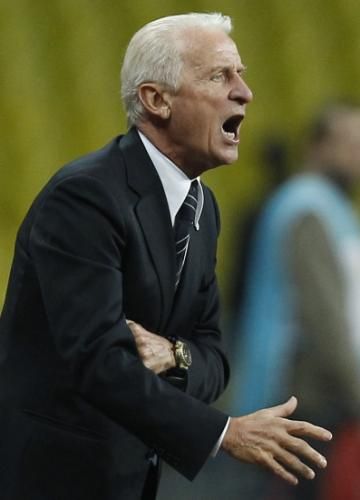 2011-09-06t170259z_01_mos52_rtridsp_3_soccer-euro_reuters