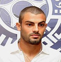 البرازيلي لياندرو داسيلفا 