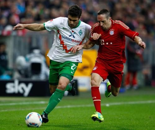 2011-12-03t150408z_01_mda02_rtridsp_3_soccer-germany_reuters