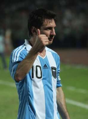  النجم الأرجنتيني ليونيل ميسي لاعب برشلونة الإسباني 