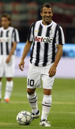 2011-08-21t211625z_01_sre113_rtridsp_3_soccer-italy_reuters