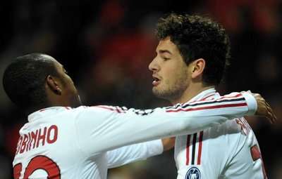 2011-12-06-00000103026331