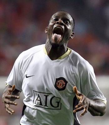 ساها فرحا بهدف الفوز لمانشستر 