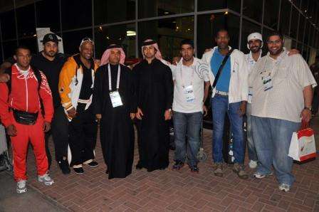 منتخب كمال الاجسام لدى وصوله الدوحة