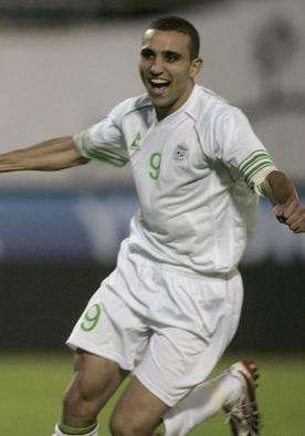 اللاعب الدولي الجزائري رفيق جبور 