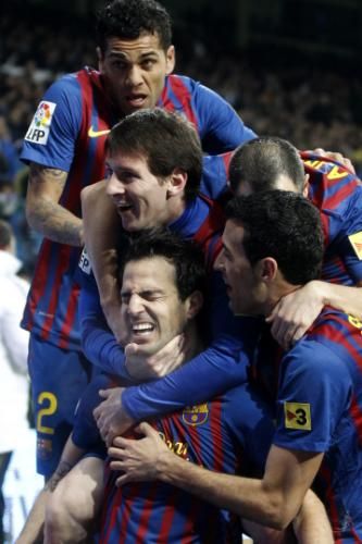 2011-12-10t234142z_01_bar34_rtridsp_3_soccer-spain-clasico_reuters