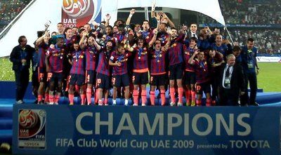 فريق برشلونة متوجاً بنسخة مونديال 2009 