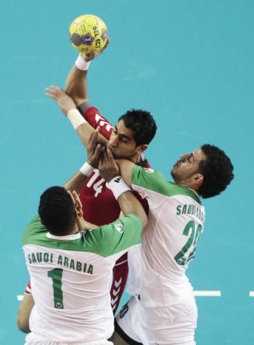 2011-12-11t135539z_01_qat25_rtridsp_3_handball_reuters