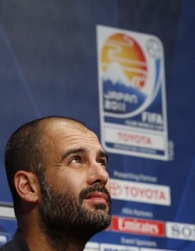 2011-12-12t073243z_01_yok514_rtridsp_3_soccer-world-barcelona_reuters