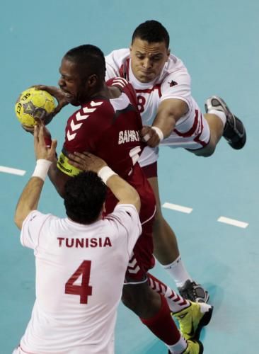 2011-12-12t122100z_01_qat11_rtridsp_3_handball_reuters