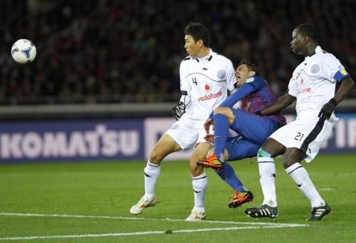 2011-12-15t114401z_01_yok116_rtridsp_3_soccer-world_reuters