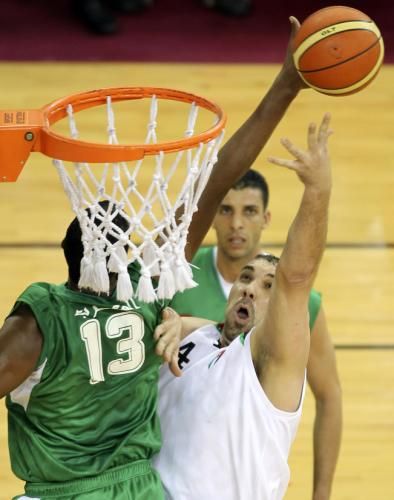 2011-12-10t145220z_01_doh20_rtridsp_3_basketball_reuters