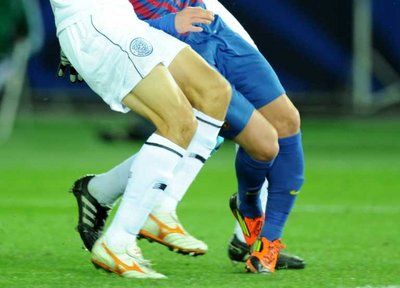 صورة تبين مدى التواء الساق وقت الأصابة