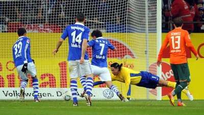 2011-12-17-00000103036961