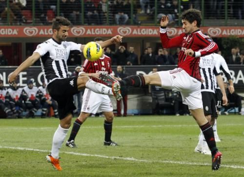 2011-12-17t220120z_01_aga112_rtridsp_3_soccer-italy_reuters