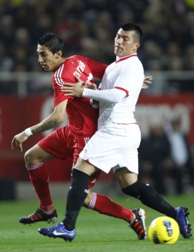 2011-12-17t221101z_01_mdp07_rtridsp_3_soccer-spain_reuters