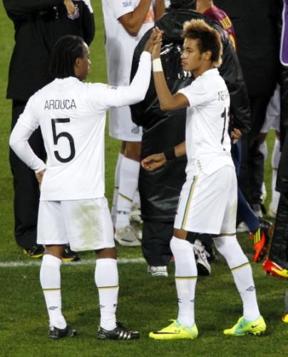 2011-12-18t125216z_01_yok225_rtridsp_3_soccer-world_reuters