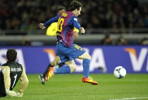 2011-12-18t125500z_01_yok226_rtridsp_3_soccer-world_reuters