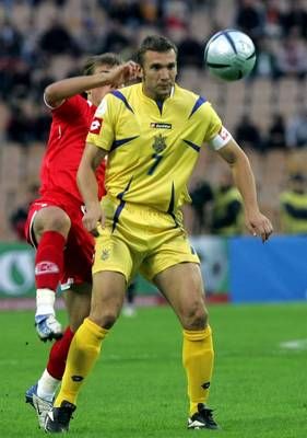 مهاجم و نجم نادي تشيلسي الانجليزي - اندريه شيفشينكو