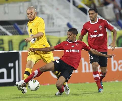 جانب من لقاء الوصل والأهلي في دور ال 16