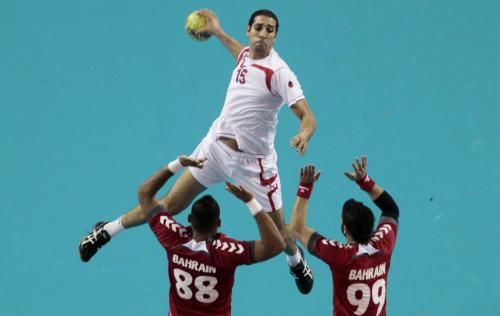 من مباراة البحرين وتونس بالدور الأول