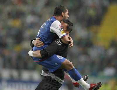 كواريسما فرحا بهدف التعادل لبورتو 