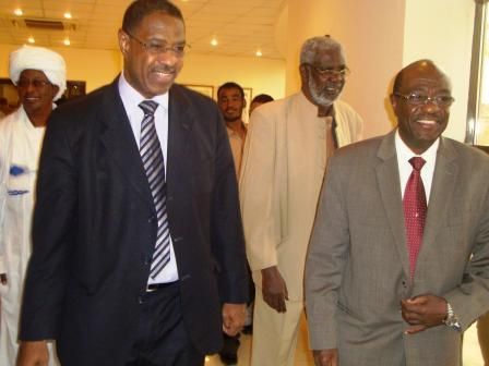 الوزير الجديد يدشن عمله بزيارة للاتحاد