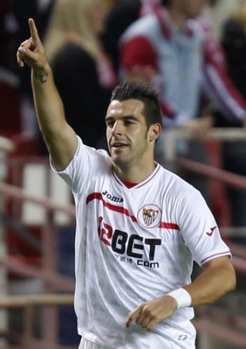 ألبارو نيجريدو 